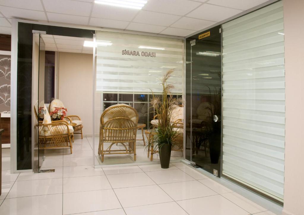 Egemen Hotel Mersin  Exterior photo