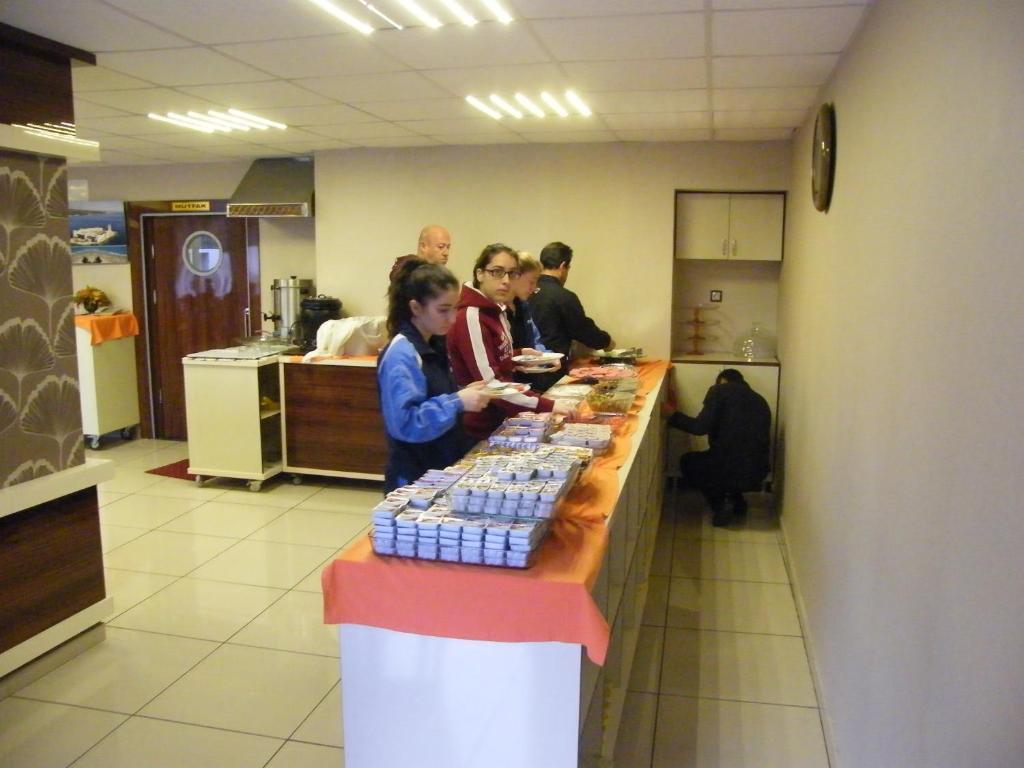 Egemen Hotel Mersin  Exterior photo